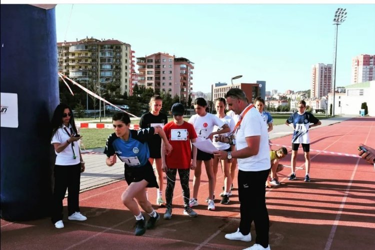 Sakarya Büyükşehir’in sporcusu Ankara’daki yarışa damga vurdu -
