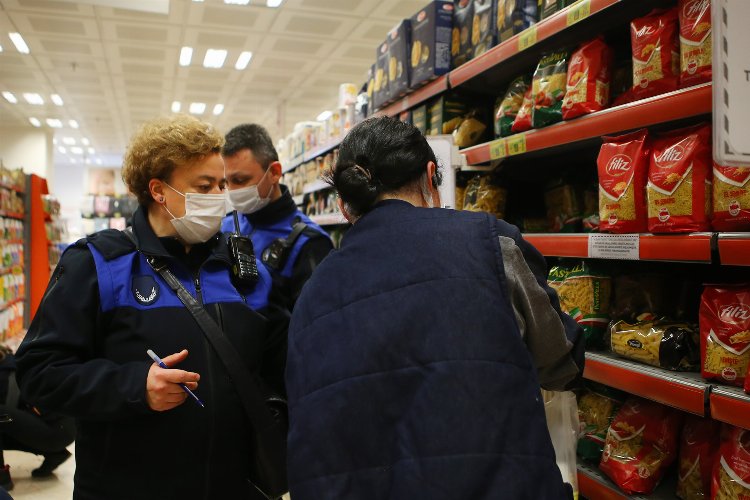 Sakarya Büyükşehir KDV denetiminde: Etiketler tek tek kontrol ediliyor -