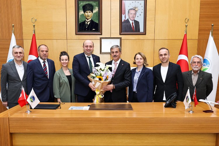 Sakarya'da Başkan Alemdar'a ziyaretler sürüyor -