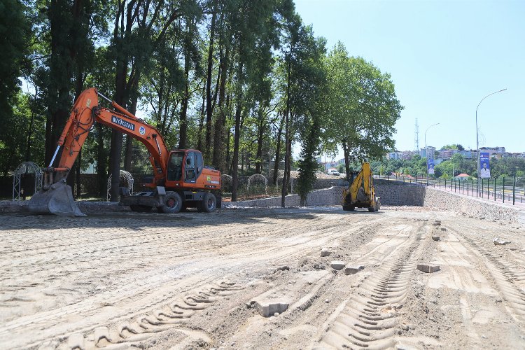 Sakarya'da buluşma noktasına otopark alanı -