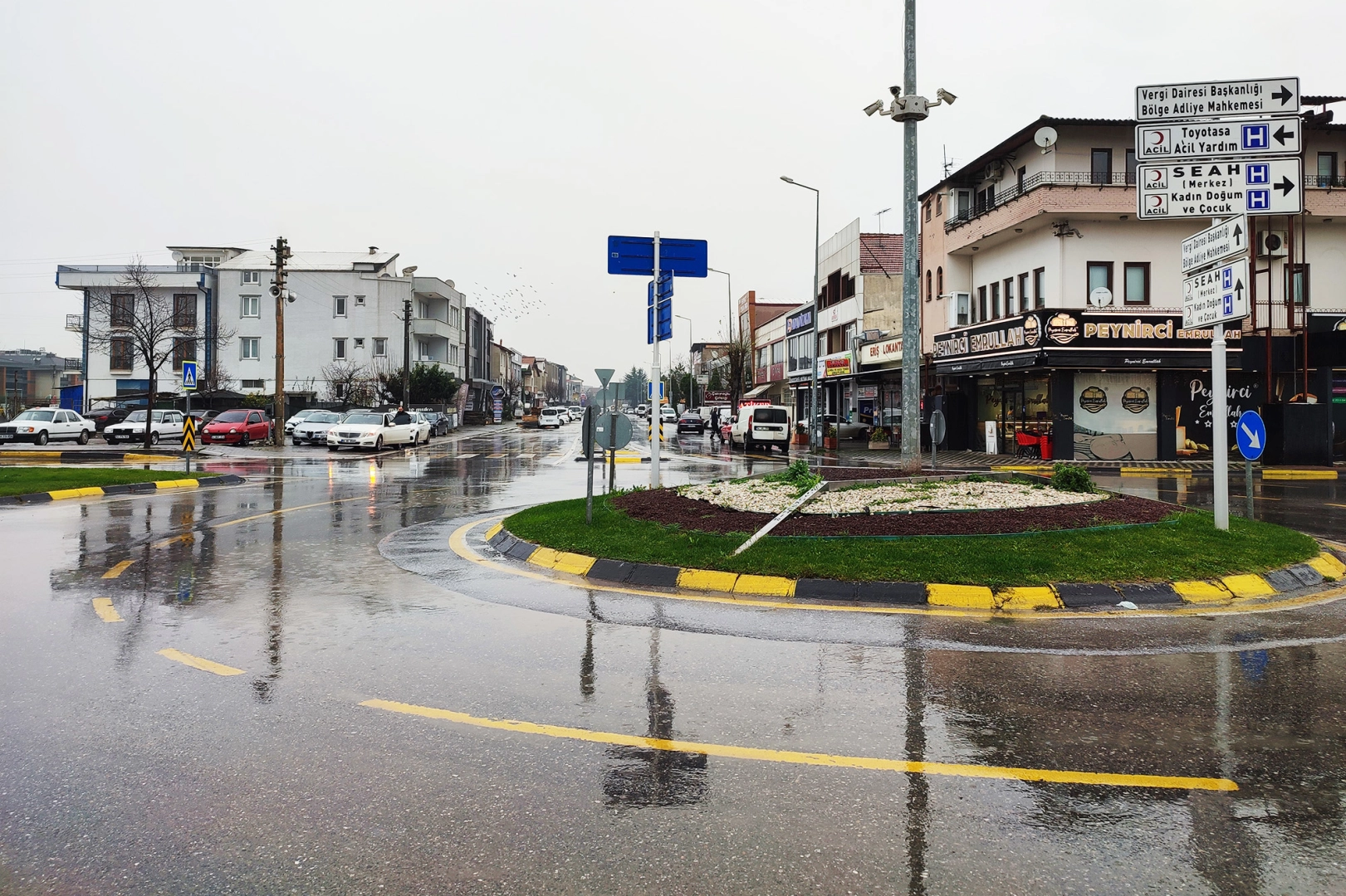 Sakarya'da Halit Evin Caddesi yenileniyor -