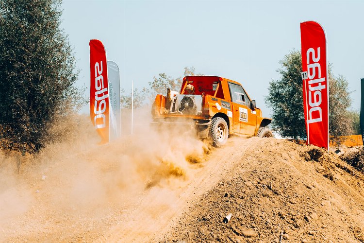 Sakarya'da nefes kesen off-road -