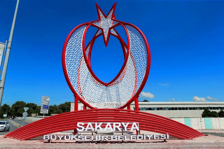 Sakarya’da o bölgeye ‘ay yıldızlı’ dokunuş -