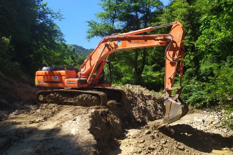 Sakarya’da sel bölgesinde yoğun mesai -