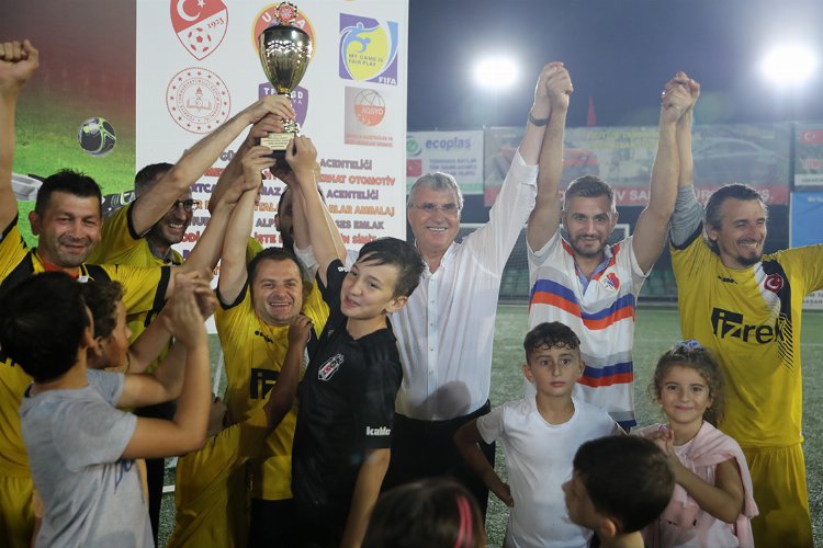 Sakarya'da sporu ve sporcuya desteğe devam -