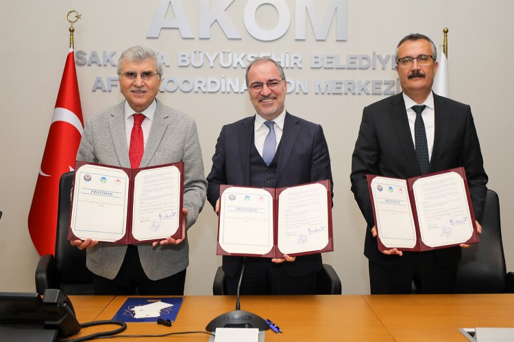 Sakarya'dan çiftçilere sera üst örtüsü desteği -