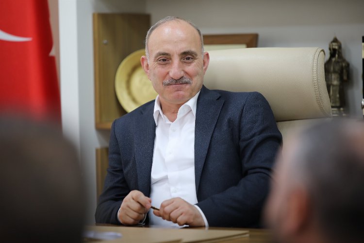 Sakarya Erenler Belediye Başkanı makamında vefat etti -