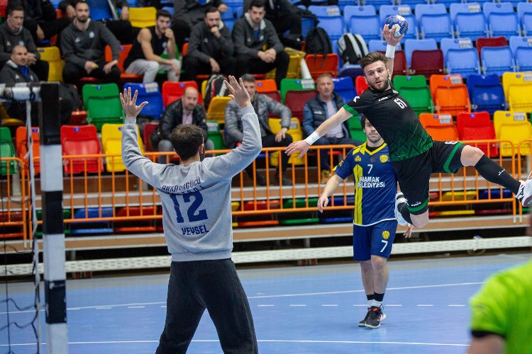 Sakarya hentbol sezonunu Ankara’da tamamlıyor -