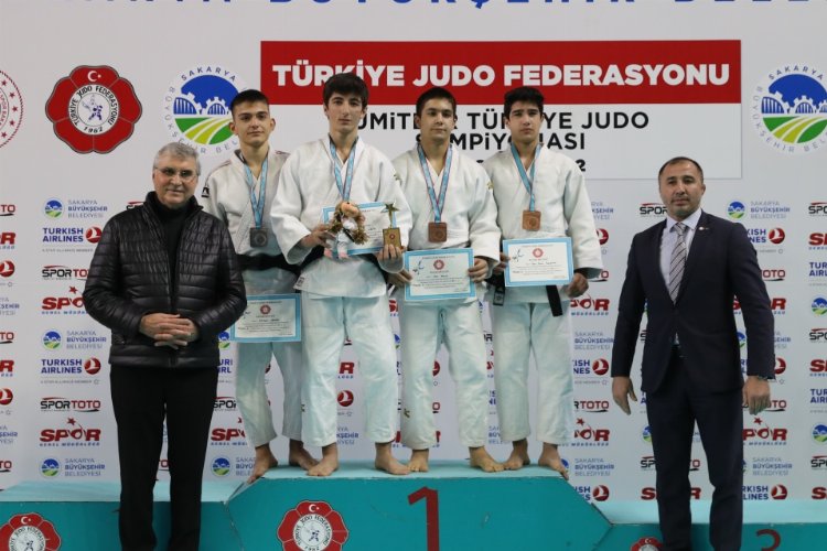 Sakarya Ümitler Judo Şampiyonası'nın açılış seremonisi gerçekleştirildi -