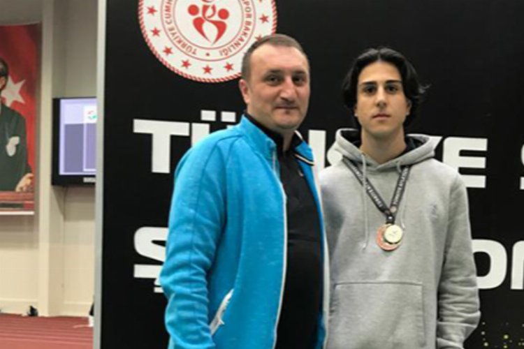 Sakaryalı atlet Türkiye Şampiyonu oldu -