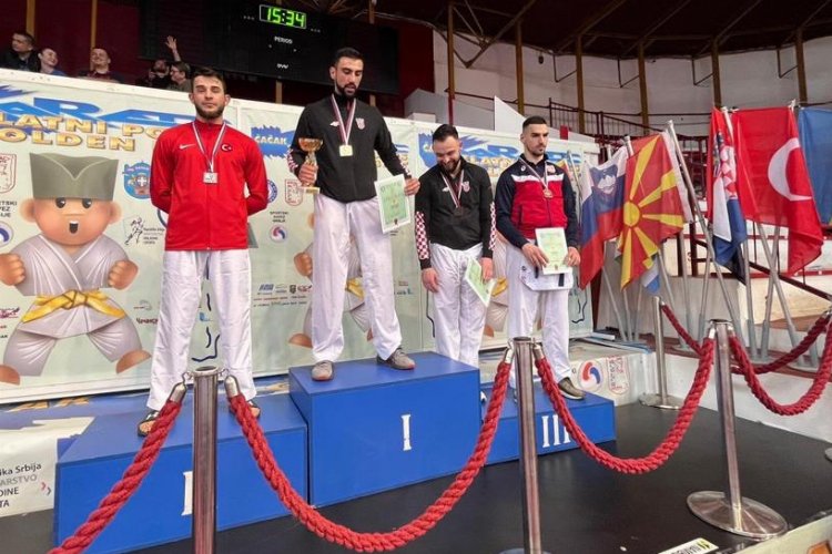 Sakaryalı karateci Sırbistan'da ikinci oldu -
