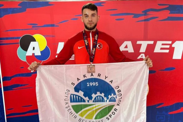 Sakaryalı milli karateciye bronz ödül -