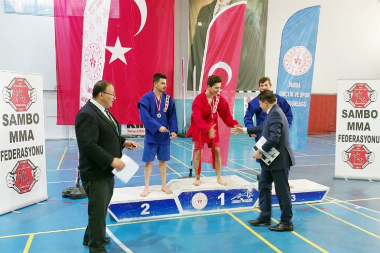 Sambo Türkiye Şampiyonası Bursa'da yapıldı... Uluslararası şampiyonaya Keles talip -