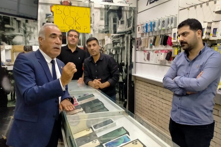 Şanlıurfa'da telefoncu esnafın söyledikleri CHP'li vekili şaşırttı! -