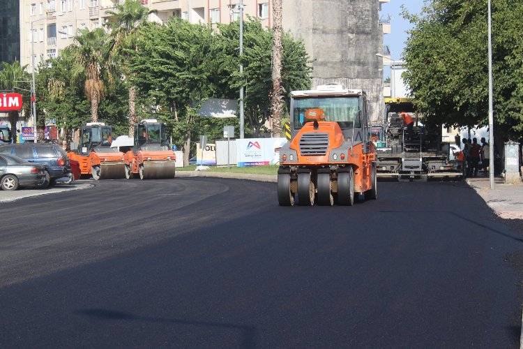 Şehir merkezi asfalta büründü -