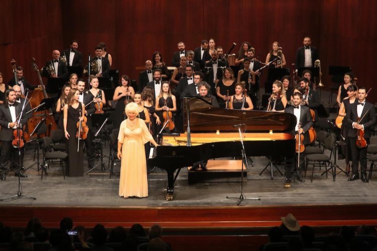 Senfoni orkestrasından yardım konseri -