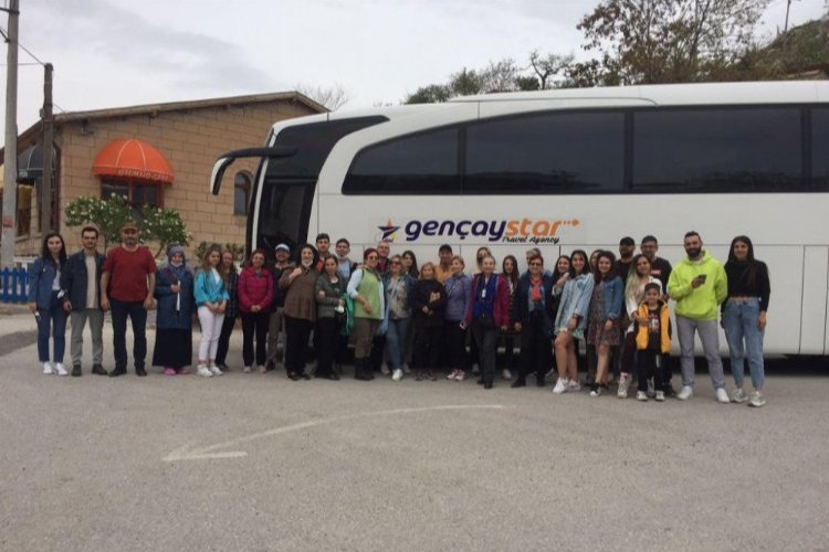 Sezonun ilk yerli turist kafilesi Niğde’ye geldi -