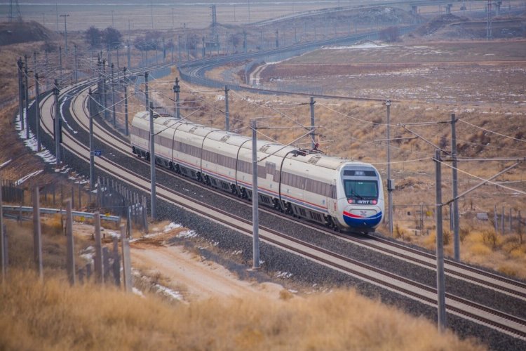 Sömestir için YHT'lere ek seferler -