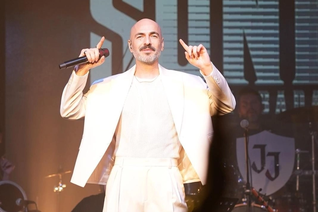 Soner Sarıkabadayı yine kapalı gişe! -