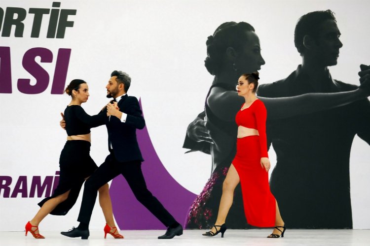 Sportif Salsa Şampiyonası nefes kesti -