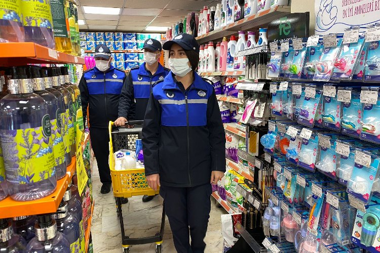 İstanbul Üsküdar'da mahalle bakkallarına destek -
