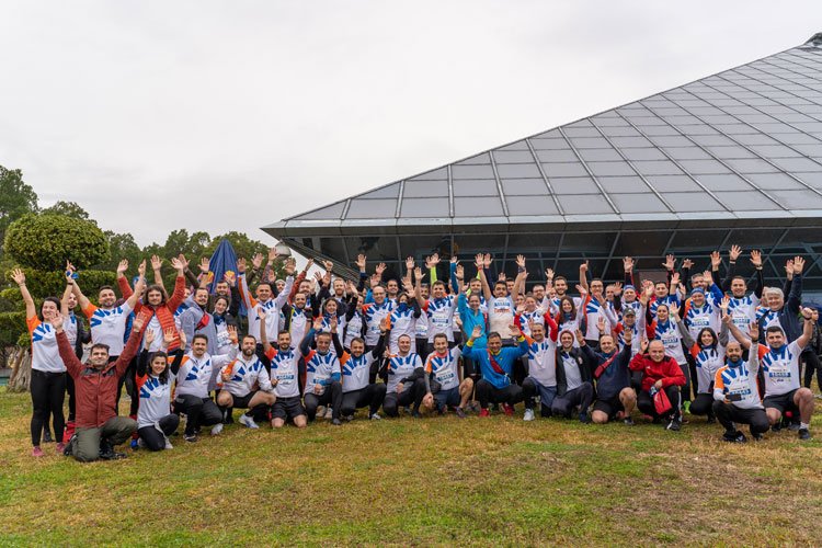 SunExpress 'Runtalya'da koştu -