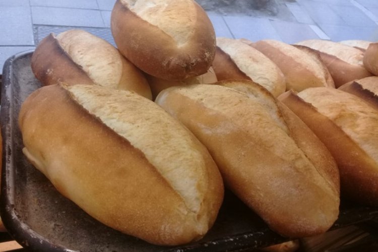 Tahıl ambarı Konya'da ekmeğe zam geldi! -