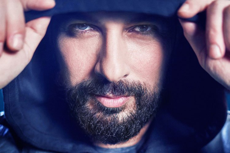 Tarkan 'Geççek'in tarihini duyurdu -