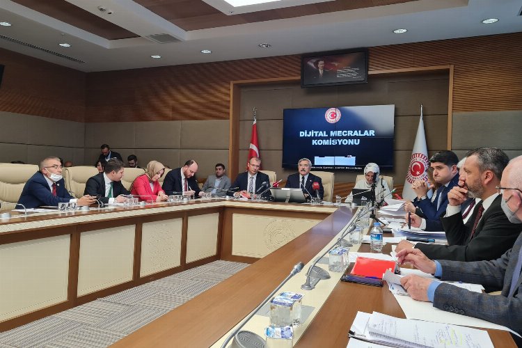 TBMM’de kritik internet yasası toplantısı başladı... Dijital Mecralar Komisyonu kritik yasa için 18'inci kez toplandı -