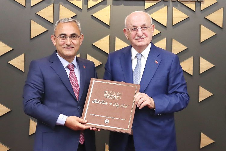 TBMM eski başkanı İsmail Kahraman Kütahya'da -