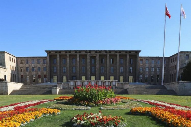 TBMM'ye kayıtlar sürüyor... Kayıtlı vekil sayısı 177'ye ulaştı -