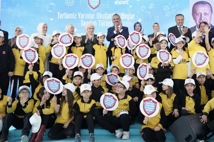 'Tertemiz Yarınlar' okullardan başladı -