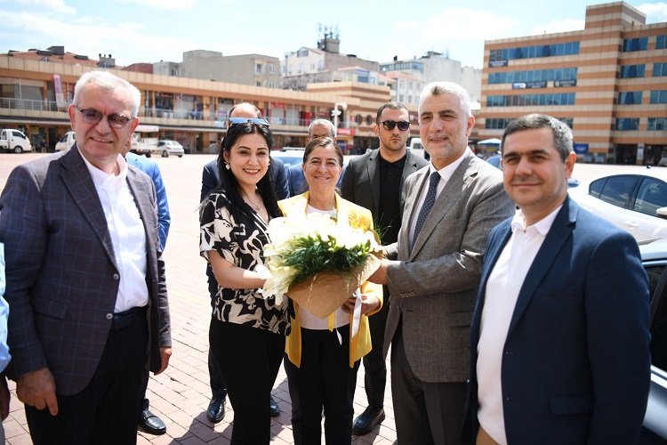 Ticaret Bakanı Bolat'tan Keşan'a ziyaret -