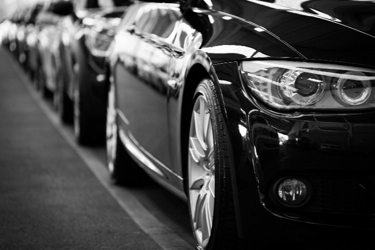 Tüketici ikinci el otomobilde indirimi bekliyor -