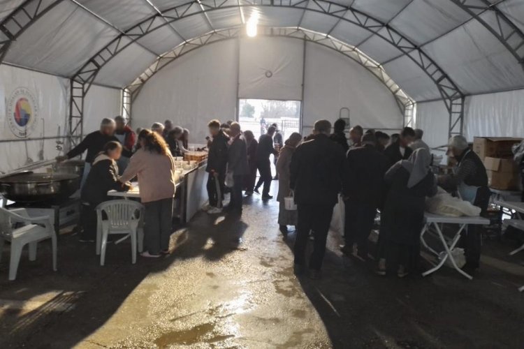 TOBB'dan depremzedelere iftar ikramı -