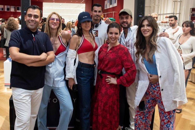 TOMMY HILFIGER'den özel parti -