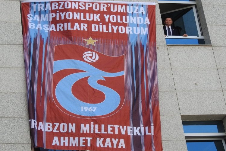 Trabzonspor bayrağı Meclis’te! -