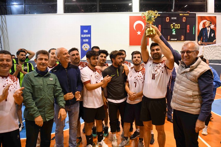 Trakya Cup Voleybol'da şampiyon Malkaraspor -