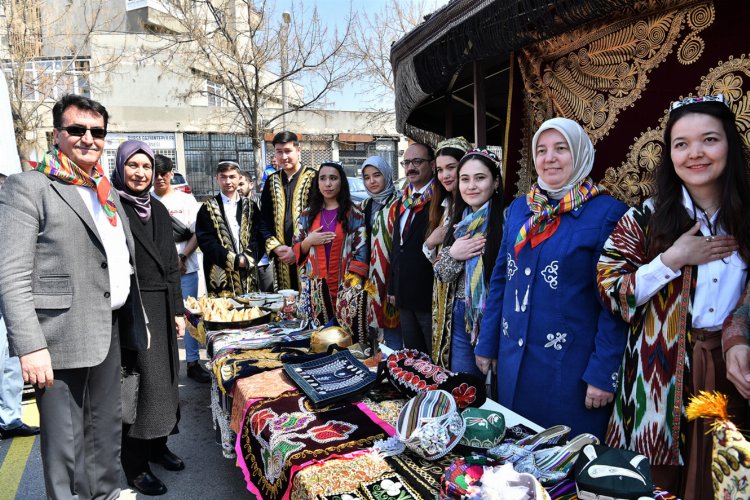 Türk dünyası Bursa Osmangazi’de buluştu -