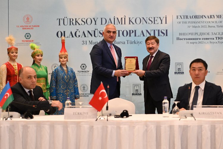 Türk Dünyası Kültür Başkenti sancağı Azerbaycan'a geçiyor -