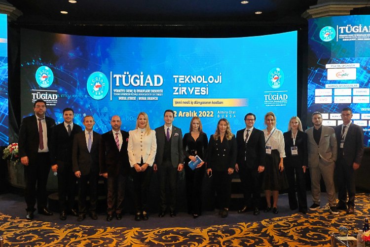 TÜGİAD'ın Teknoloji Zirvesi yeni nesli buluşturdu -