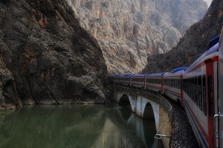 Turistik Doğu Ekspresi seferlerine başladı -