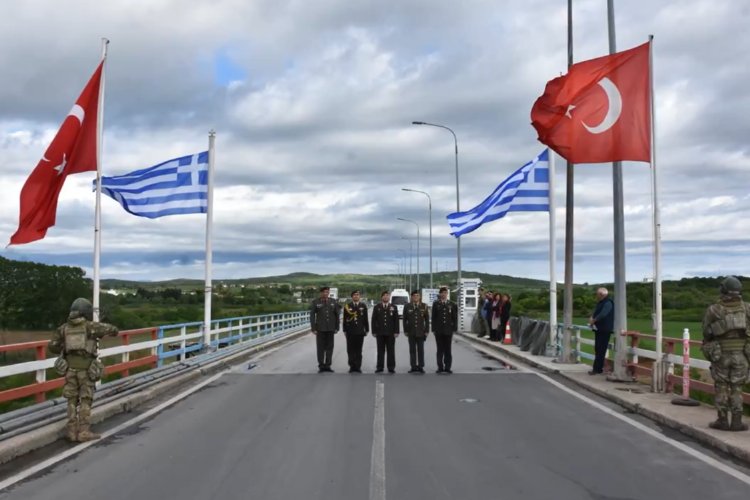 Türk askeri yetkililerden Yunanistan'a ziyaret -