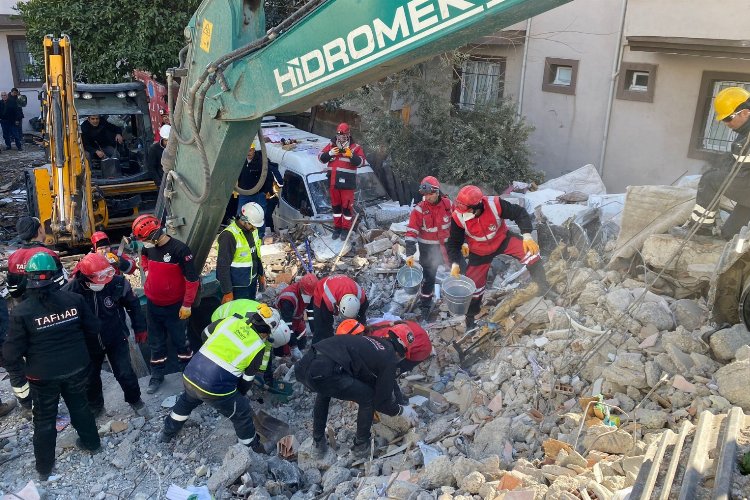 Türk halkı, madencileri sosyal medyada kahraman ilan etti -