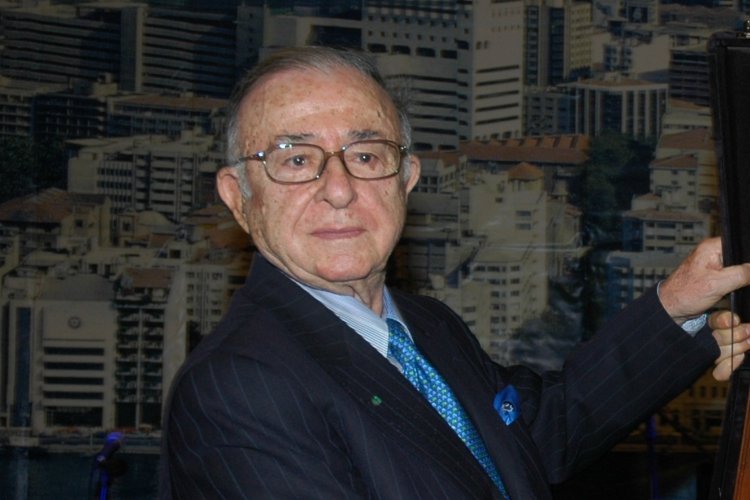 Türk ihracatının duayen ismi Selçuk Yaşar vefat etti -