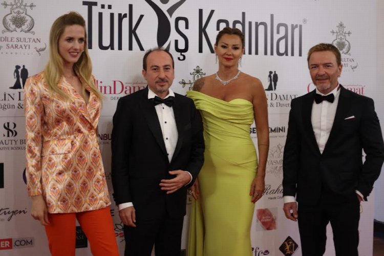 Türk iş kadınları Adile Sultan Sarayı'nda buluşuyor -