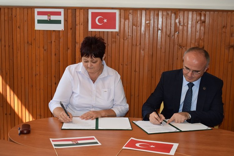 Türkçe Macaristan'da seçmeli ders oldu -