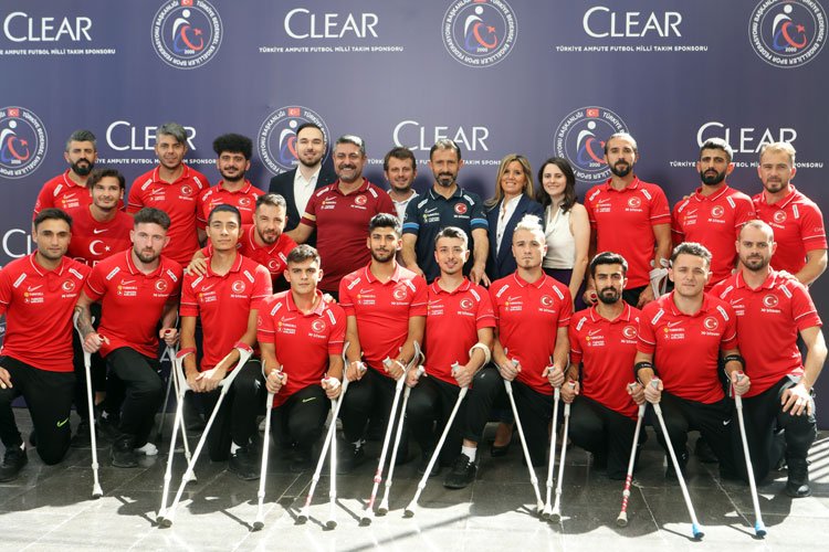 Türkiye Ampute Futbol Milli'ye 'Clear' sponsor oldu -