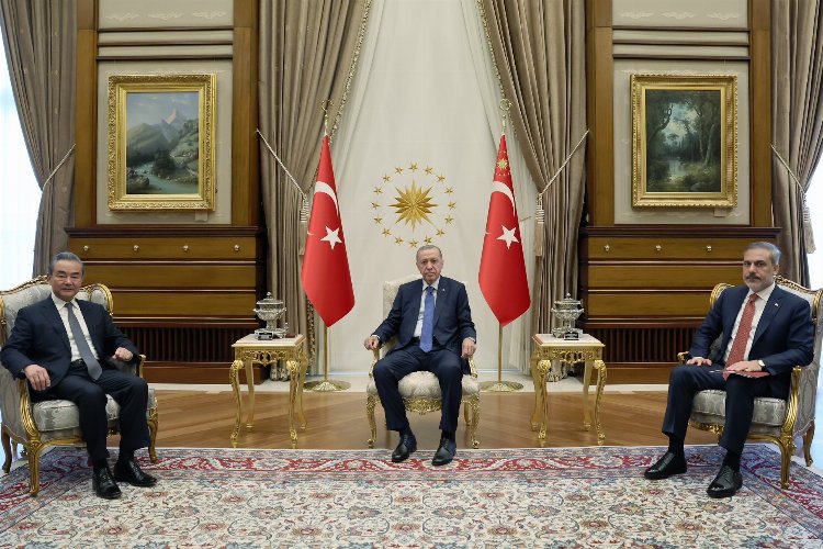 Türkiye-Çin ilişkileri detaylı görüşüldü -
