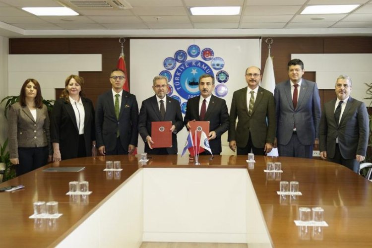 Türkiye Kamu-Sen üyelerine yabancı dil eğitimi -
